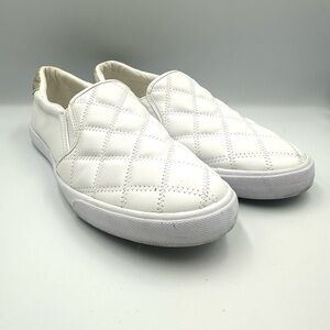 Nine West Women’s SZ 10 White Quilted Slip-On Sneakers Classic Casual Flats
